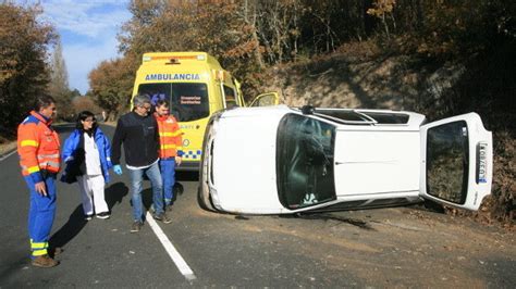 Atropellan A Una Mujer En Monforte Y Un Conductor Resulta Herido En Un