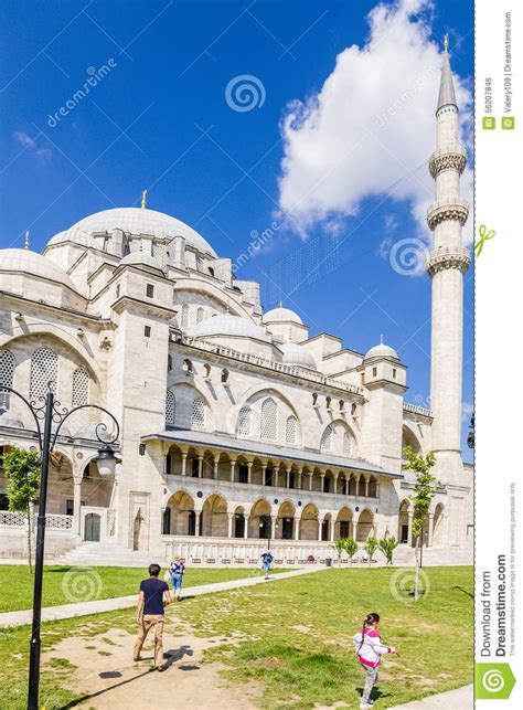 Istanbul Turkey Suleymaniye Mosque And One Of The Minarets 1557