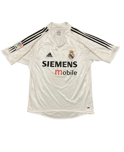 Vintage Real Madrid Jersi Men S Fashion Activewear On Carousell