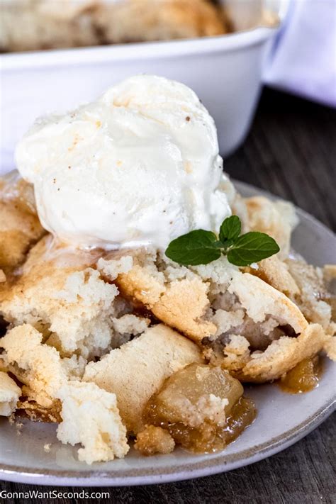 Bisquick Apple Cobbler Gonna Want Seconds