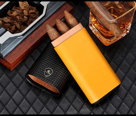 Portable Cedar Wood Leather Cigar Case With 3 Tubes Travel Humidor Box