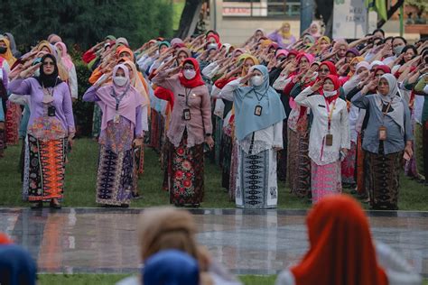 Pemkot Jakut Gelar Upacara Peringatan Hardiknas 2023 PERISAIHUKUM