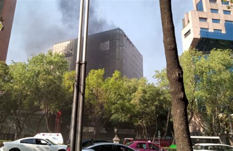 Se Incendia Edificio Que Pertenec A Al Issste Sobre Paseo De La Reforma