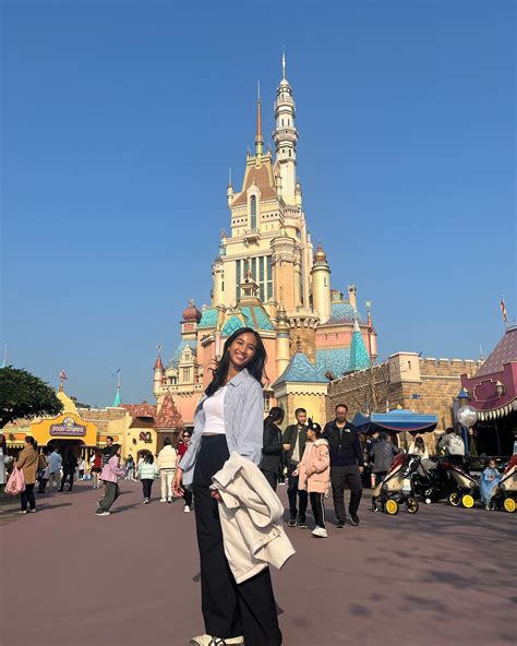 Ellaine (@ellaineeeyyy) • Instagram photos and videos 