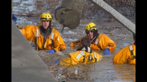 Body Found In Submerged Vehicle In Oregon