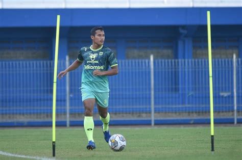 Hari Pertama Bursa Transfer Liga Persib Bersih Bersih Persija Adem