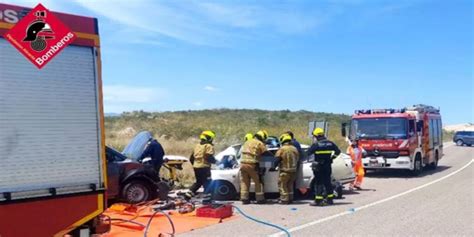 Un Choque Frontal Entre Dos Veh Culos Deja Un Herido Grave Y Dos Leves