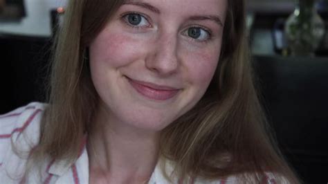 Ozley ASMR Ozley Official Nude OnlyFans NudoStar TV