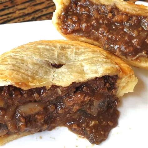 Authentic Australian Meat Pie Recipe