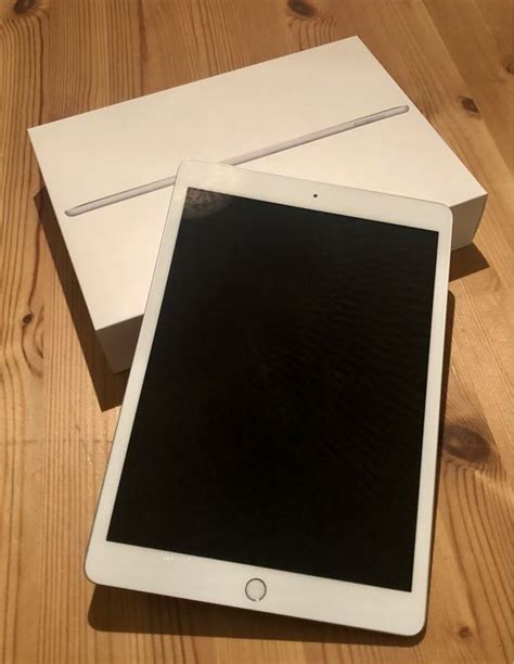 102 Ipad 8th Gen 32gb A2270 Wi Fi Silber Kaufen Auf Ricardo