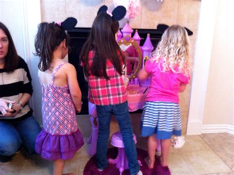 The Kelley Clan: Kailyn's Minnie Mouse Tea Party