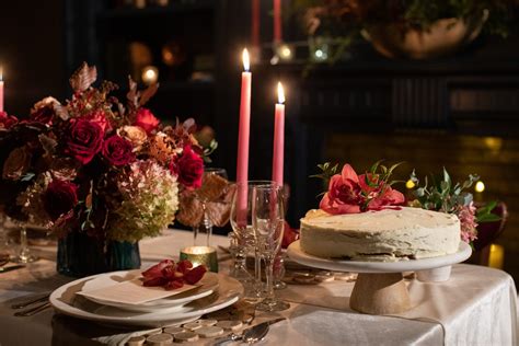 Festive Holiday Tabletop Decor ideas - Michelle Durpetti