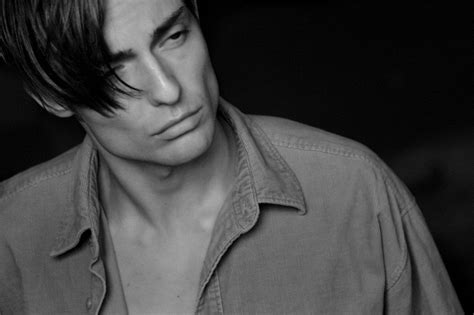 zodiak pria  susah move