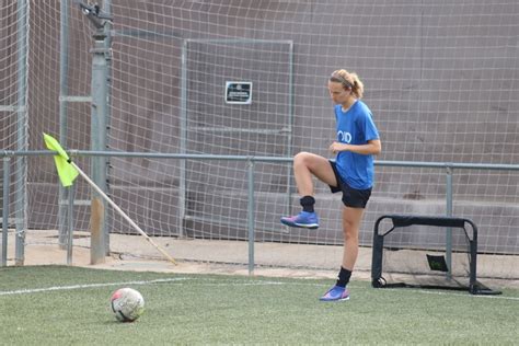 CÓMO ENTRENAR FÚTBOL FEMENINO