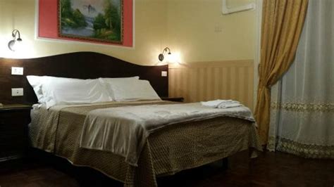 BED & BREAKFAST NAPOLI CENTRALE - Prices & B&B Reviews (Naples, Italy)