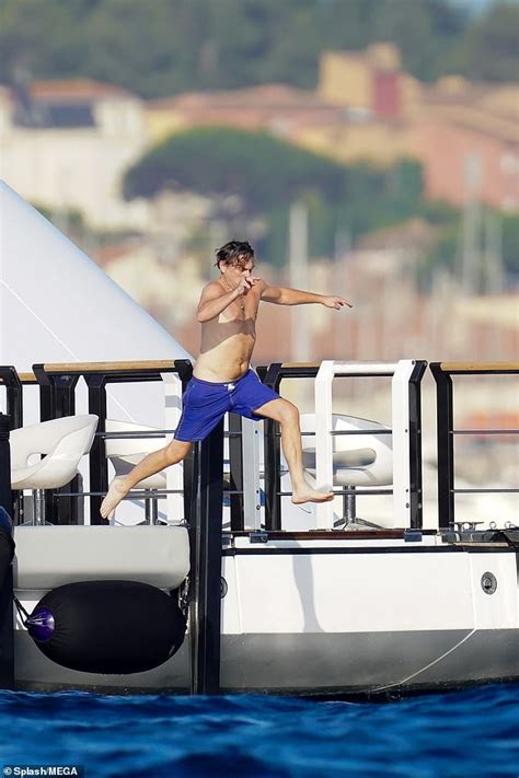 Leonardo DiCaprio And Tobey Maguire Are Joined By A Slew Of Bikini Clad Beauties As They Party
