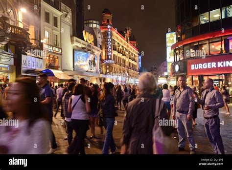 London nightlife Stock Photo: 59786527 - Alamy