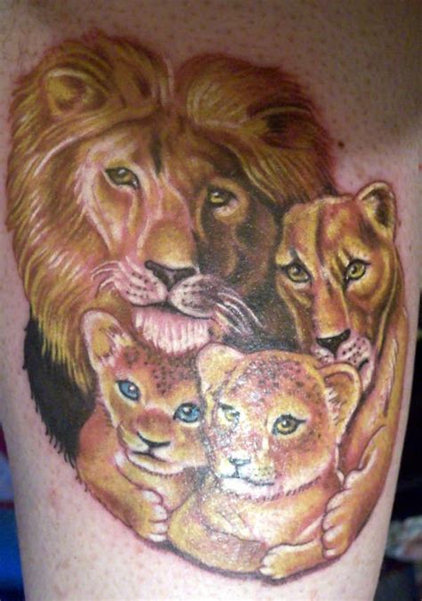 Tatuaje De Bonita Familia De Le N Tattooimages Biz