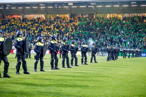 Knvb Laat Onafhankelijke Aanklager Onderzoek Doen Naar Rellen In Den