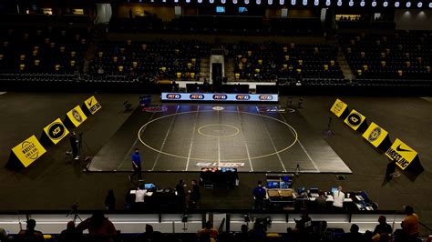 Discussions and news on Hawkeye Wrestling message boards 34