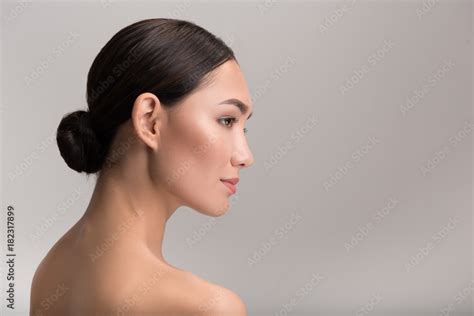 Natural Female Beauty Concept Side View Profile Of Gorgeous Exotic Young Naked Woman Is Looking