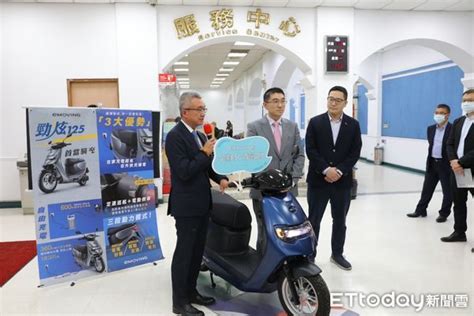 免費電動機車來了！優先補助這些人 謝國樑：12萬部拚11月首發 Ettoday生活新聞 Ettoday新聞雲