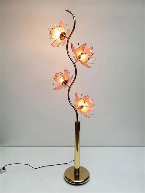 For Sale On Stdibs Italian Floor Lamp Entirely Made Out Of Brass And