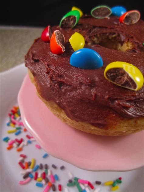 Stephanie Cooks: Biscoff Doughnuts