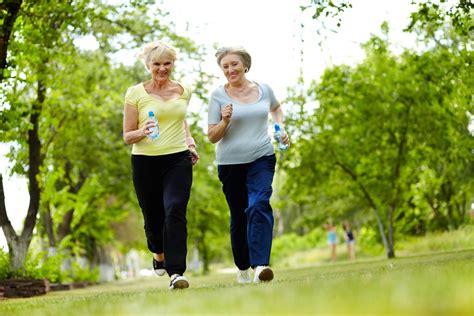 Adultos Mayores Longevitta D A Internacional De La Mujer Siempre