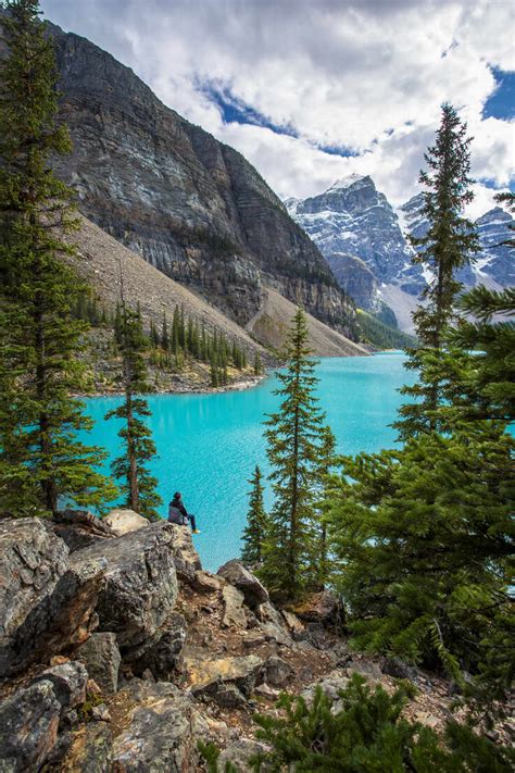 Moraine Lake And The Valley Of The Ten Peaks Banff National Park