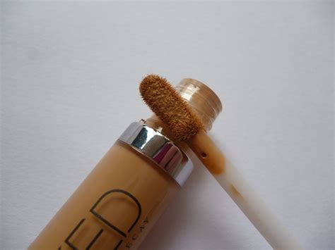 Reseña Corrector Naked Skin de Urban Decay La Avenida A