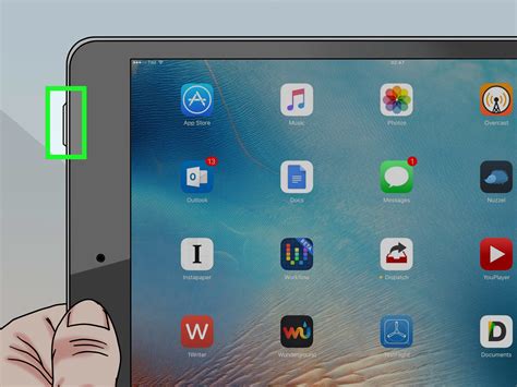 5 Ways to Unfreeze an iPad - wikiHow