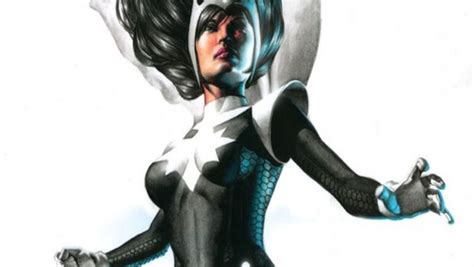 10 Most Powerful Female Justice League Members Page 4