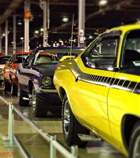 Pin By Dennis Featheringham On Mopar Muscle Classic Cars Muscle Vintage Muscle Cars Dodge