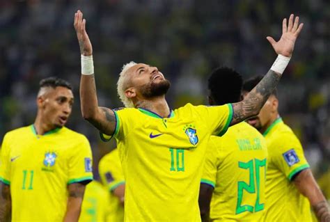 Neymar Returns As Brazil Brushes Aside South Korea To Reach World Cup