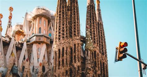 Mil Messainlatino It Coronavirus Sagrada Familia Il Governo Della