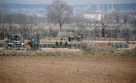 Yunanistan dan flaş mülteci açıklaması Son 24 saatte 963 engellendi