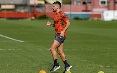 Confira Situação De Jogadores No Departamento Médico Do Flamengo