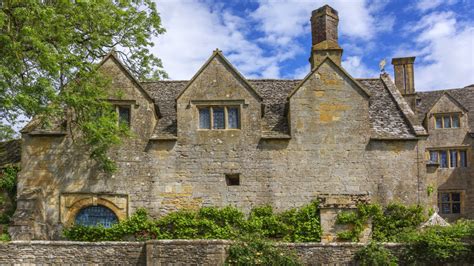 Step Back In Time With A Visit To This Charming English Countryside