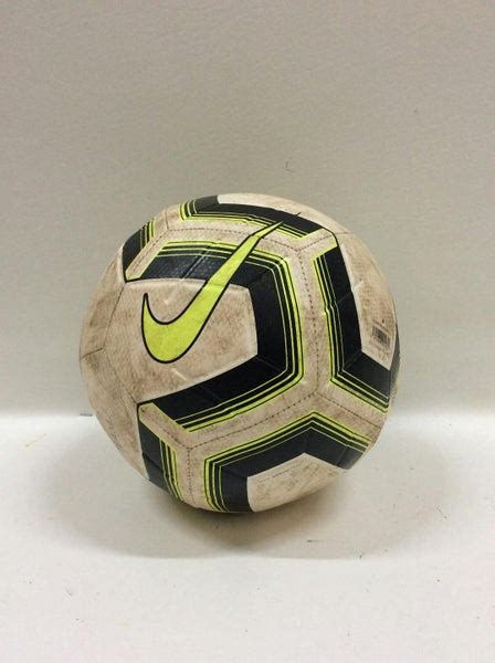 Used Nike Strike 5 Soccer Balls Sidelineswap