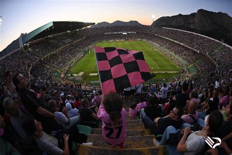 Palermo Frosinone è febbre rosanero con oltre 6 500 biglietti venduti