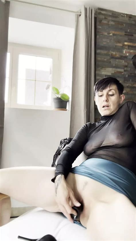 Plug Anal Avec Une Queue XHamster