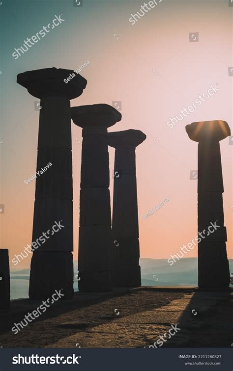 Assos Ancient City Doric Column Temple Stock Photo 2211260827 ...