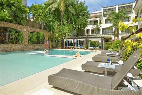 TOP PICKS: 15 Affordable Boracay Resorts and Hotels (Budget to Mid ...