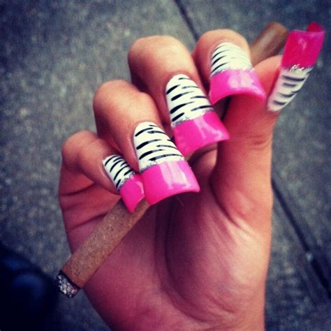 Pin By Amanda Sutter On Makeup Nails Flare Nails Duck Nails Duck