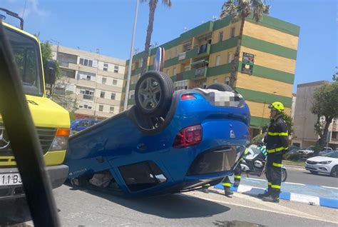 Una Persona Herida Por Una Salida De V A Del Veh Culo Que Iba