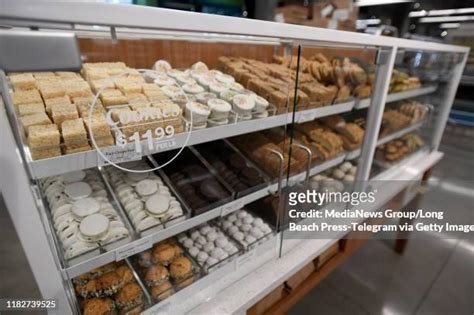 Cookies In Supermarket Photos and Premium High Res Pictures - Getty Images