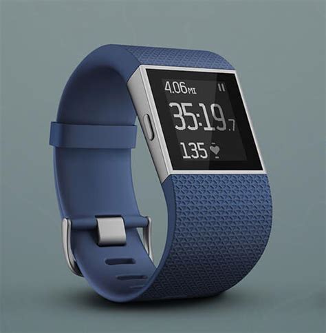 Fitbit Surge Fitness Watch Review | Momentum Mag