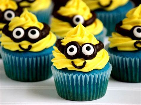 15 Easy To Make Minions Cupcakes Cakes Artofit