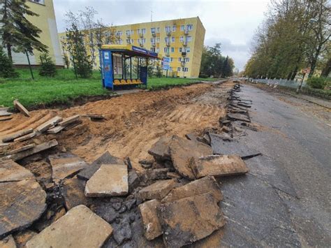 Przebudowa w toku Trwają prace na ulicy Zygmunta Augusta w Słupsku